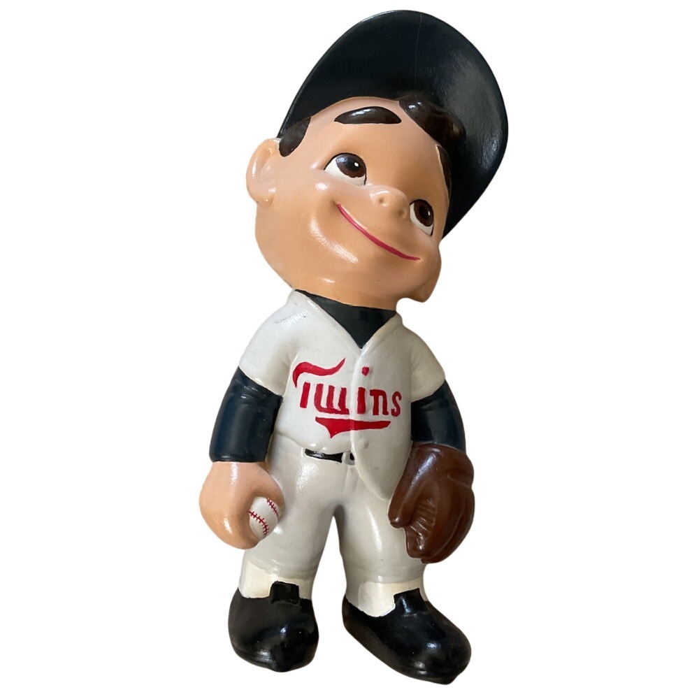 Minnesota Twins Baseball Player Ceramic Figurine Joe 1 Vintage Style Collectible